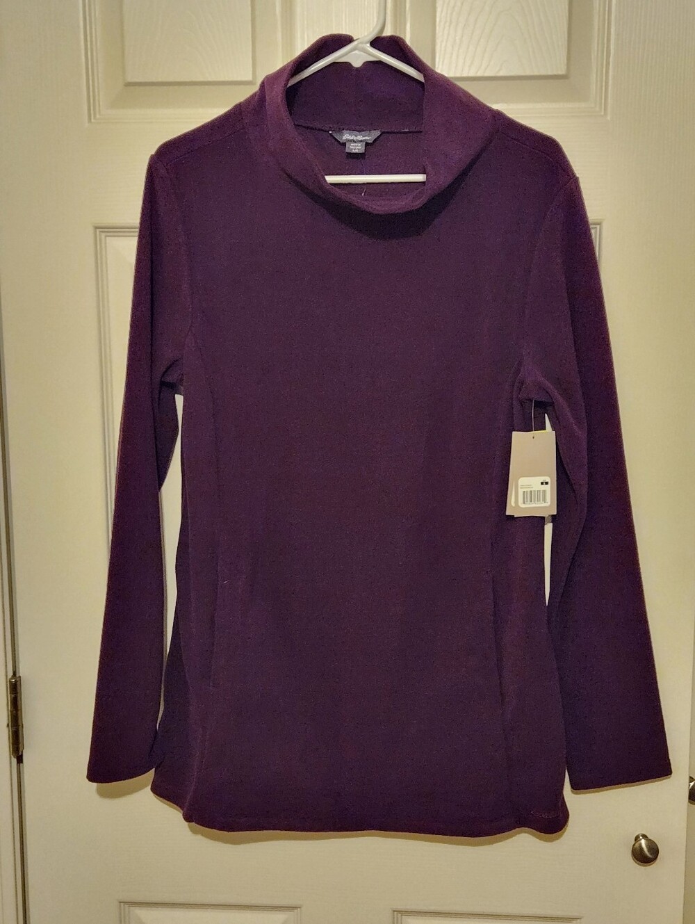 Eddie Bauer NWT Size Large Plum Funnel Neck Lightweight Sweater